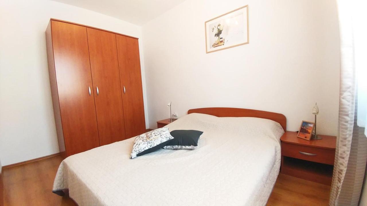 Apartment Matika, Terrace Apartment 10 Minutes Walk From Center Rovinj Zewnętrze zdjęcie